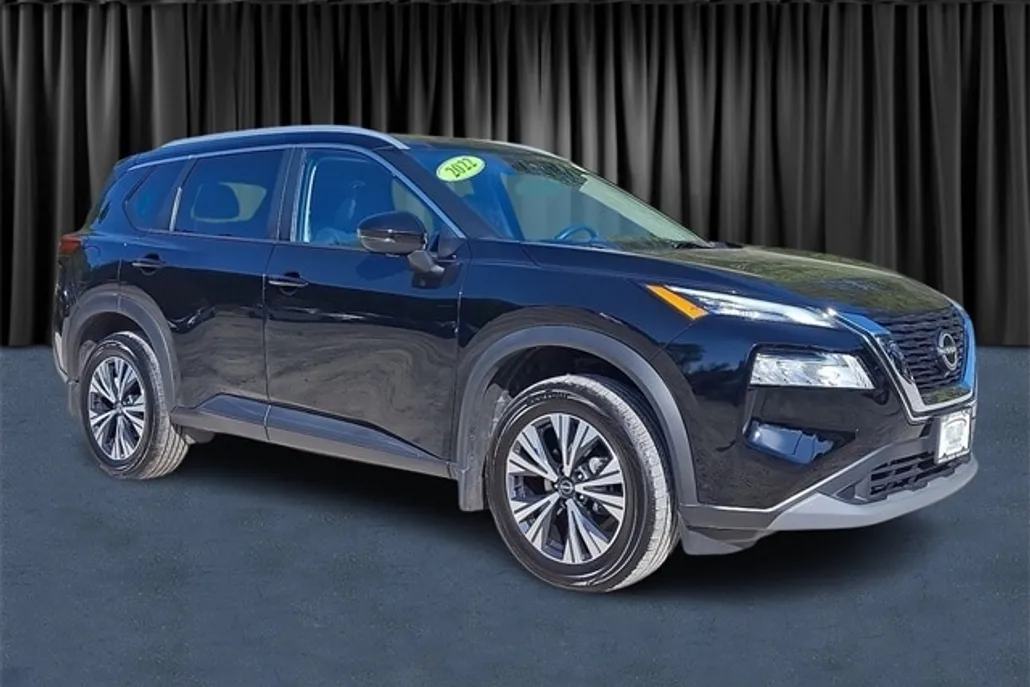 2022 Nissan Rogue SV photo 1