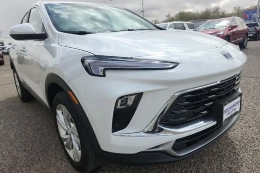 2025 Buick Encore GX Preferred photo 1