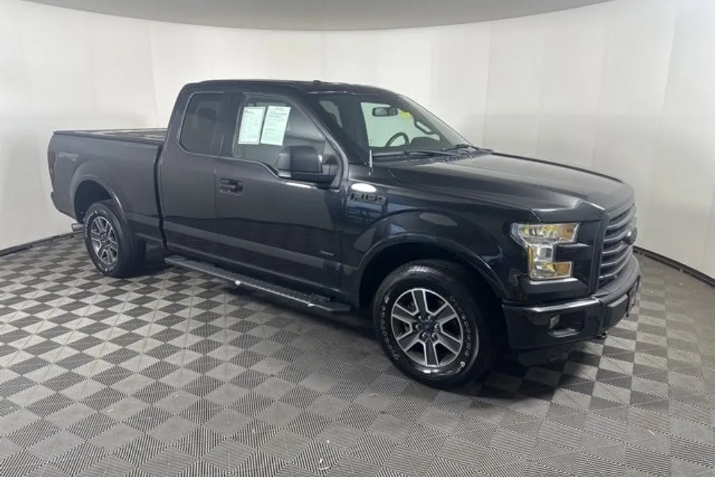2015 Ford F-150 XLT photo 1