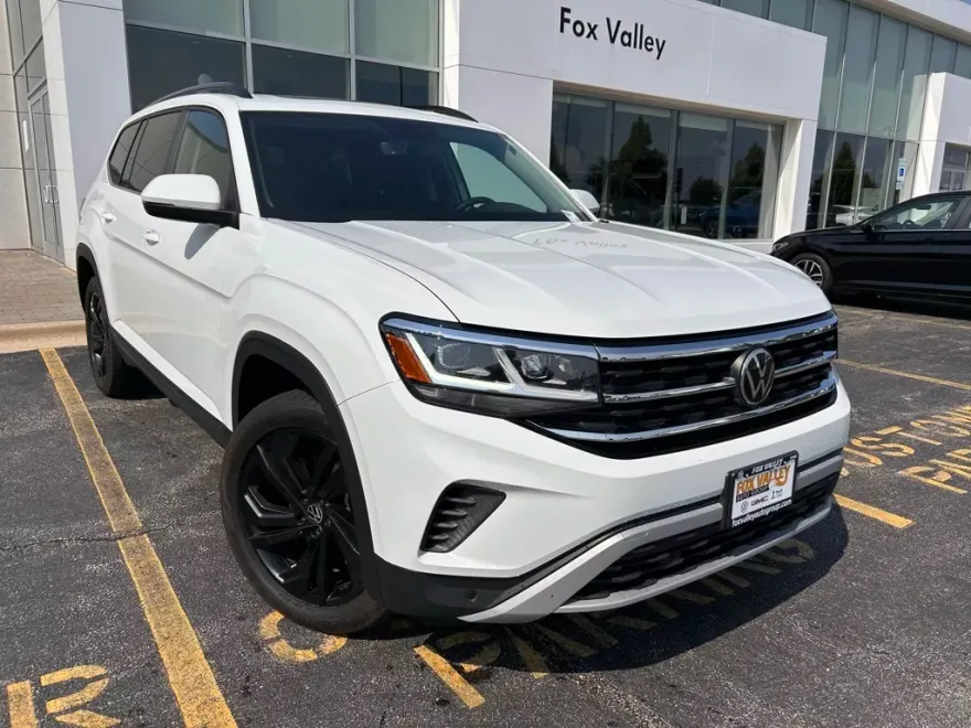2023 Volkswagen Atlas V6 SE Technology photo 1