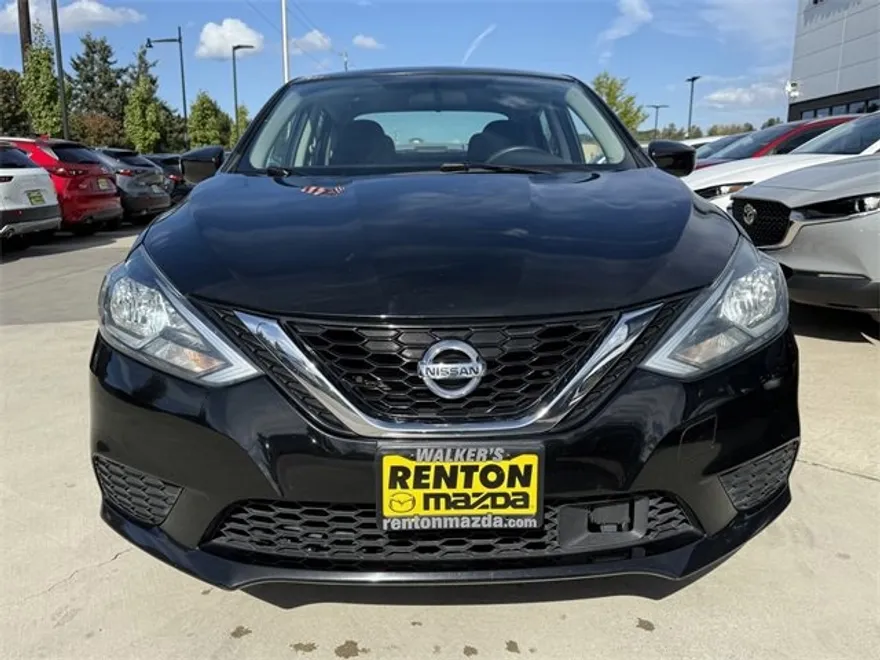 2018 Nissan Sentra SV photo 1