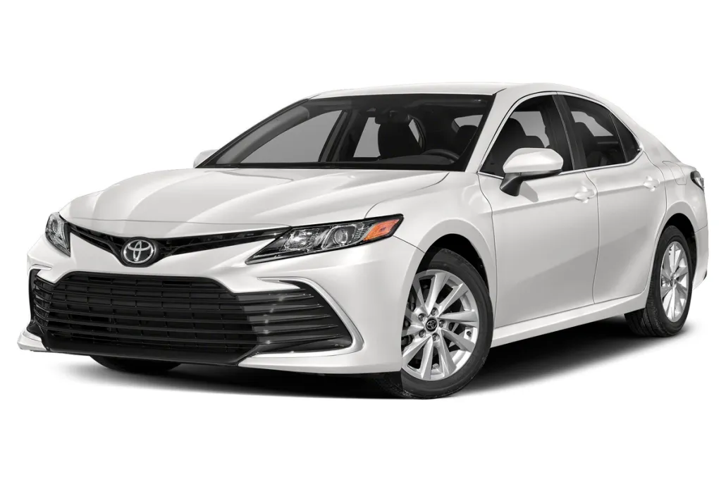 2022 Toyota Camry LE photo 1