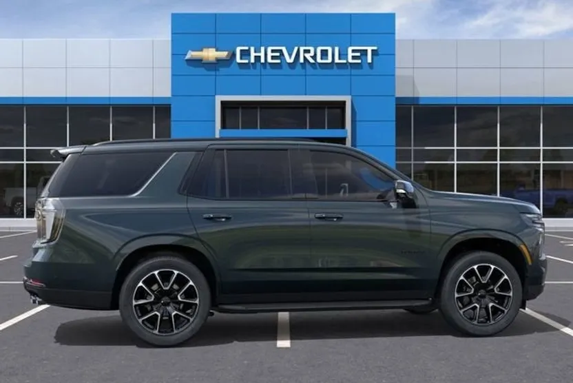 2025 Chevrolet Tahoe RST photo 1
