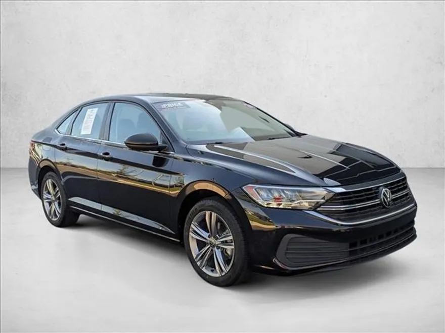 2024 Volkswagen Jetta SE photo 1