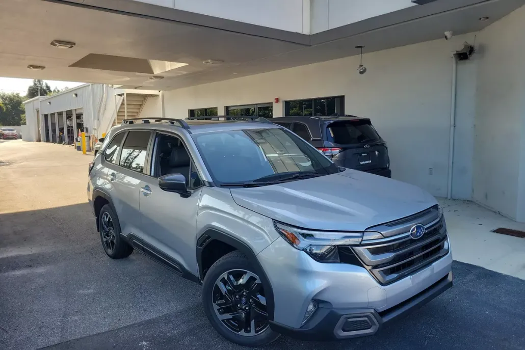 2025 Subaru Forester Limited photo 1