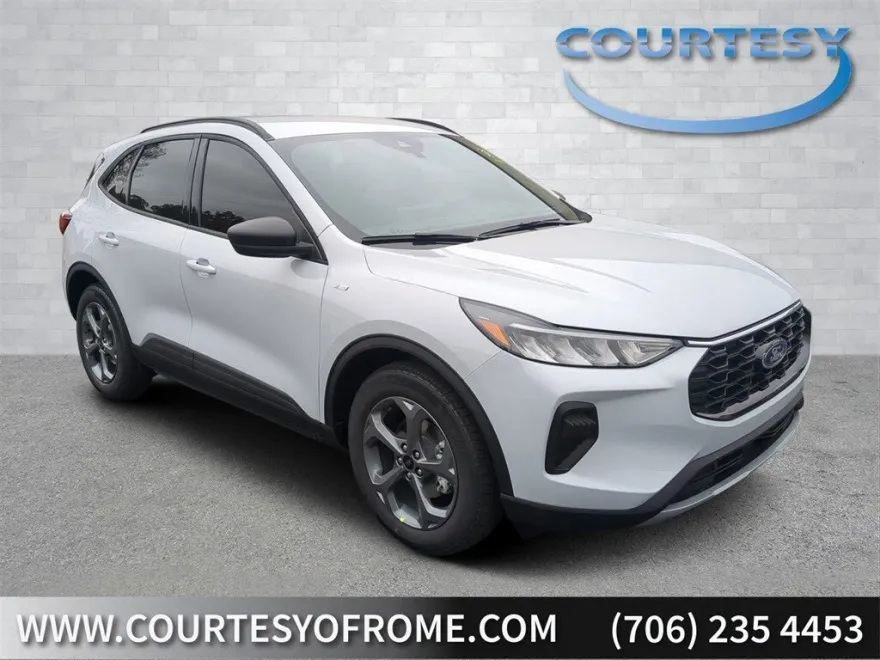 2025 Ford Escape ST-Line photo 1