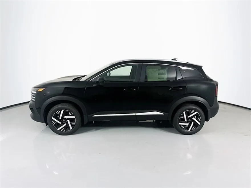 2026 Nissan Kicks SV photo 1