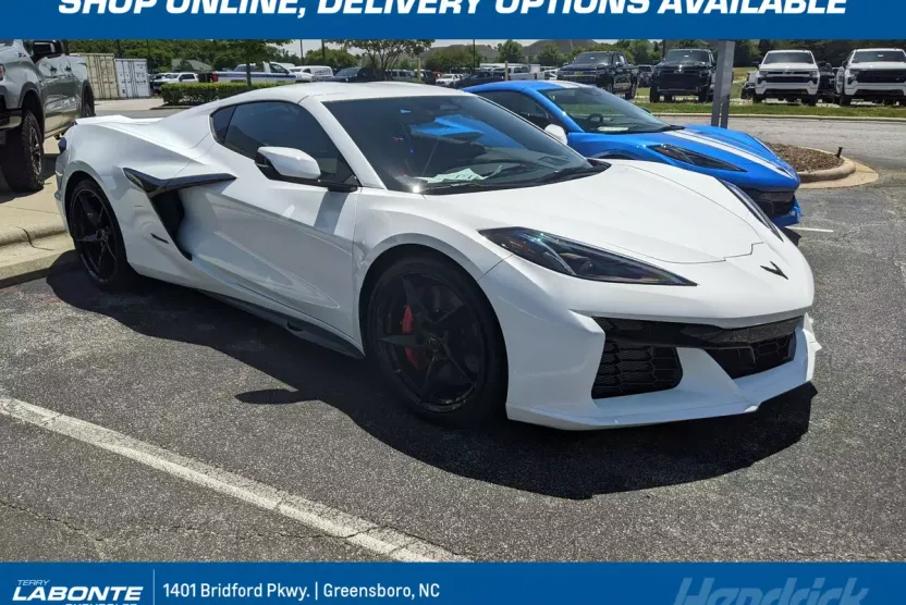 2025 Chevrolet Corvette E-Ray 2LZ photo 1