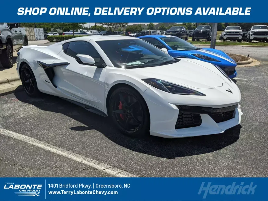 2025 Chevrolet Corvette E-Ray 2LZ photo 1