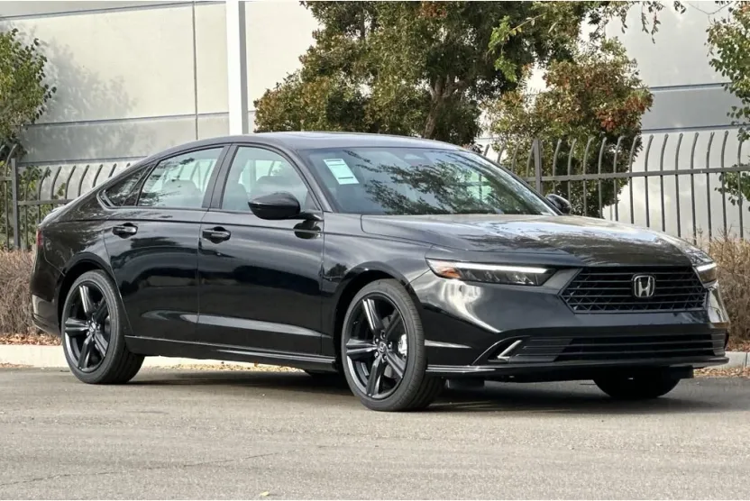 2025 Honda Accord Hybrid Sport-L photo 1