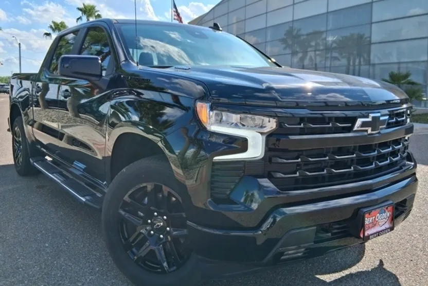 2024 Chevrolet Silverado 1500 RST photo 1