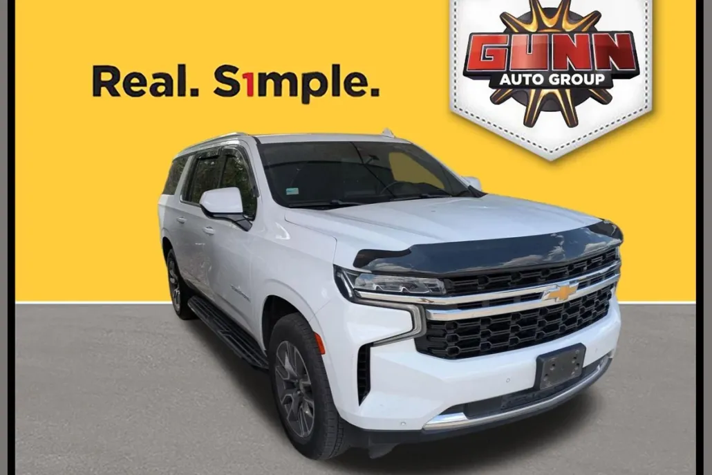 2021 Chevrolet Suburban LS photo 1