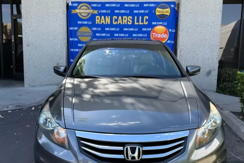 2012 Honda Accord EX-L photo 1