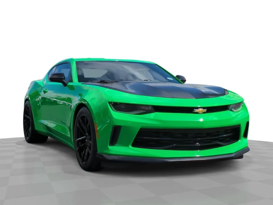2017 Chevrolet Camaro 1LS photo 1