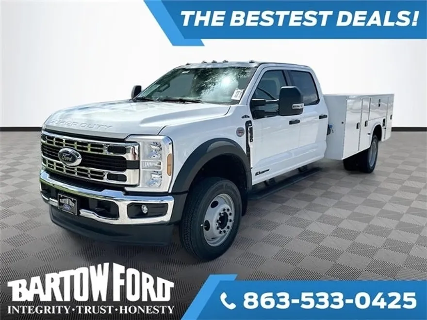 2025 Ford F-550 photo 1