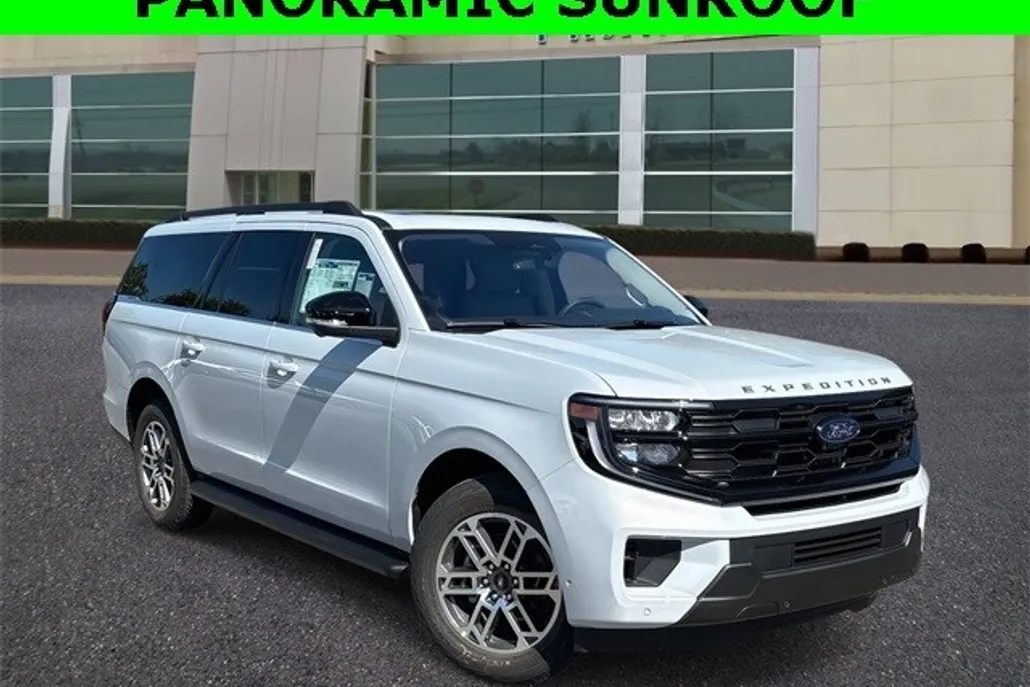 2025 Ford Expedition MAX photo 1