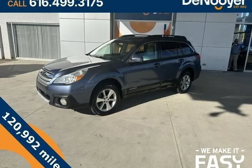 2014 Subaru Outback 2.5i Limited photo 1