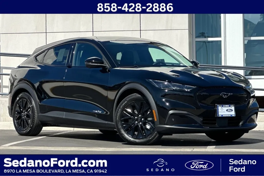 2025 Ford Mustang Mach-E Select photo 1