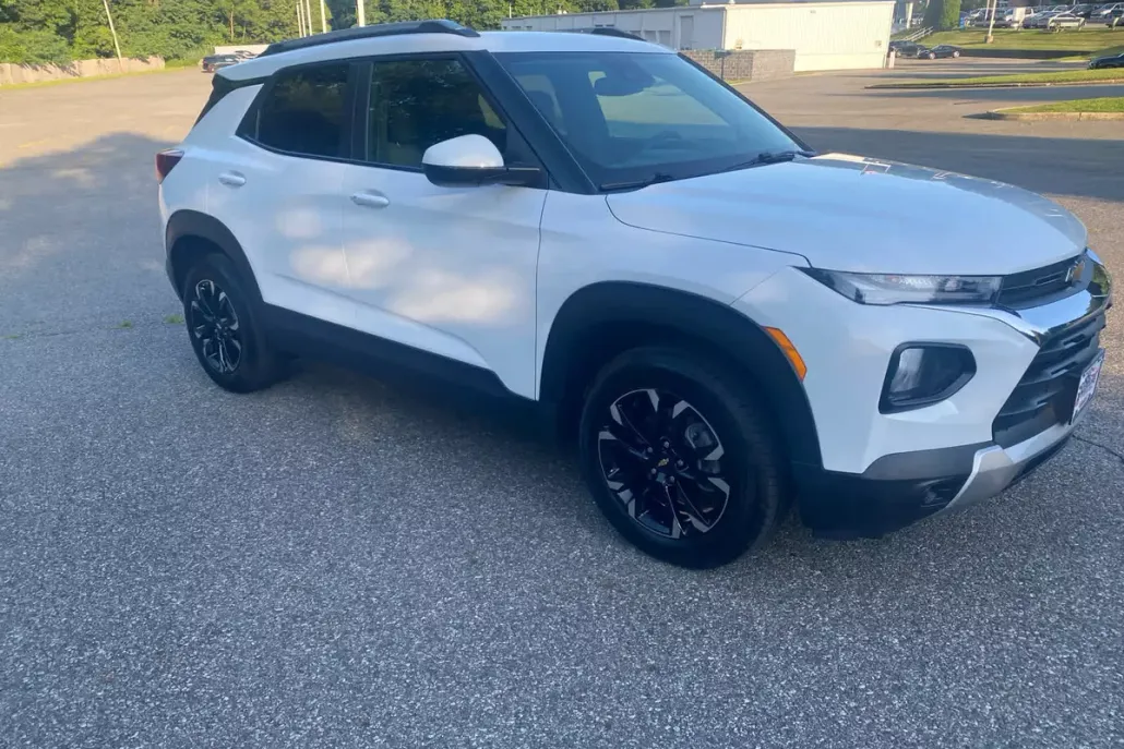 2022 Chevrolet Trailblazer LT photo 1