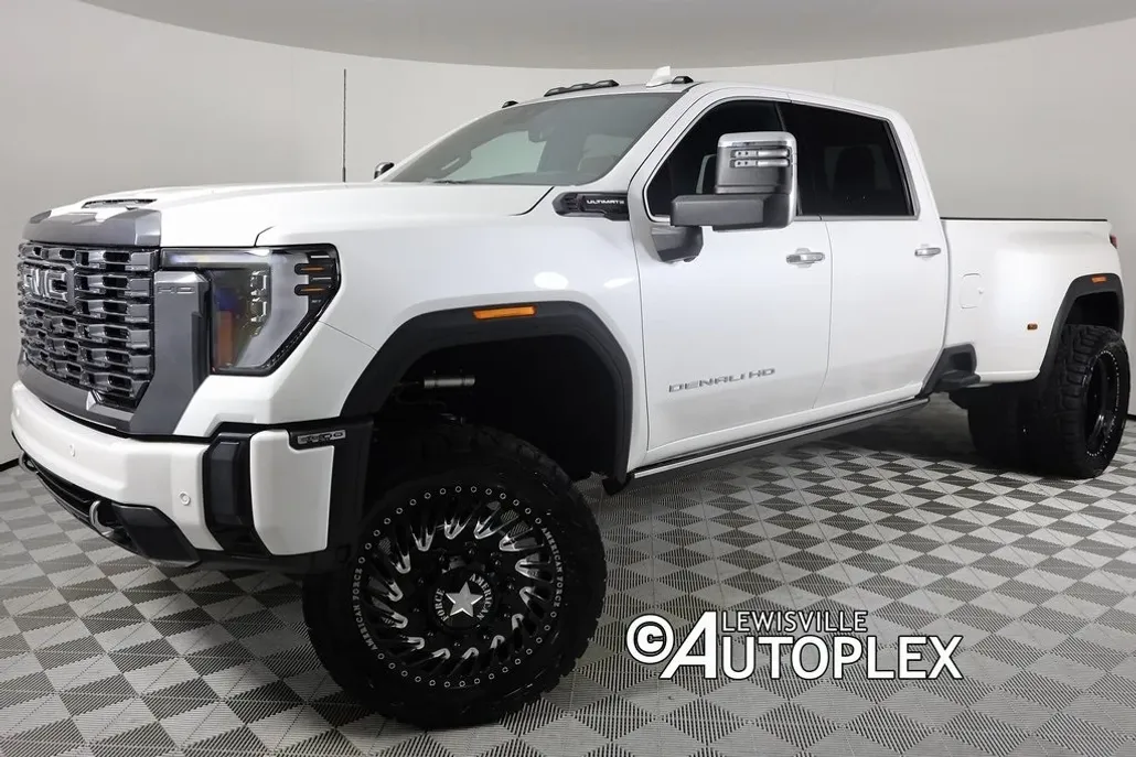 2024 Gmc Sierra 3500 HD Denali Ultimate photo 1