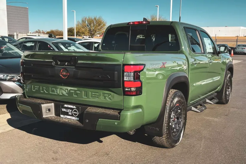 2025 Nissan Frontier PRO-X photo 1