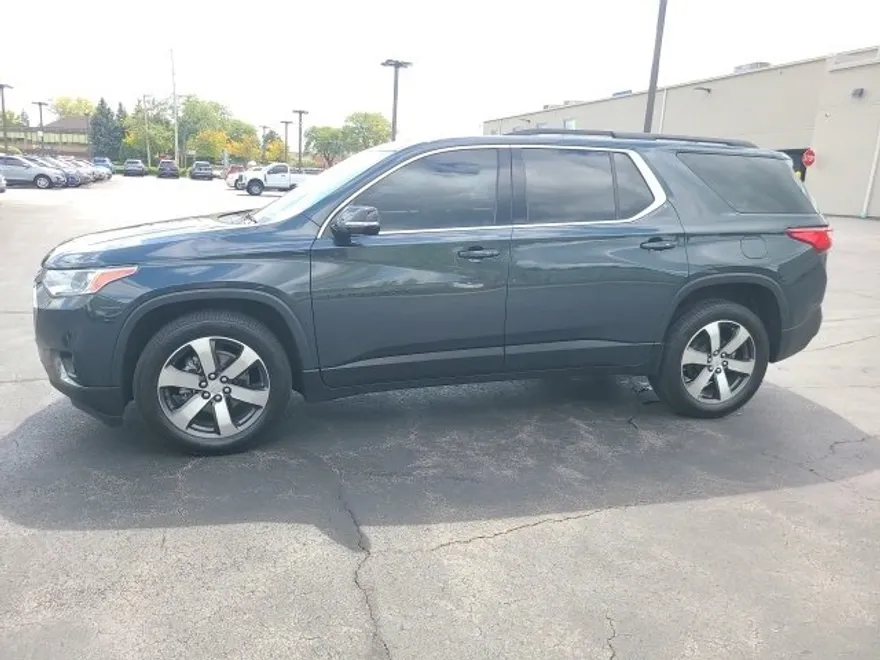 2020 Chevrolet Traverse Leather photo 1