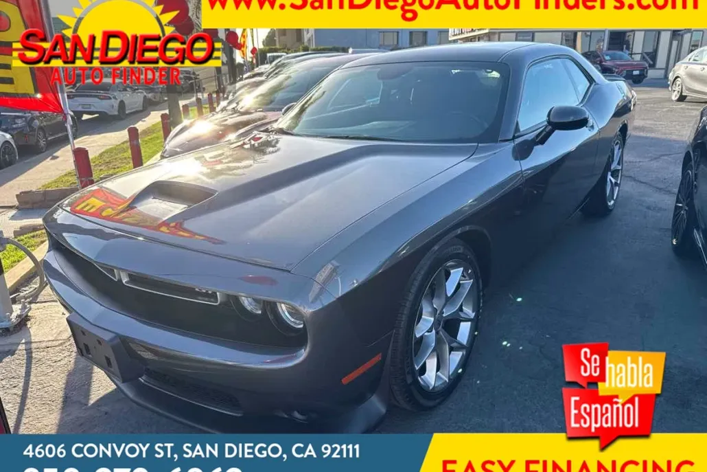 2023 Dodge Challenger GT photo 1