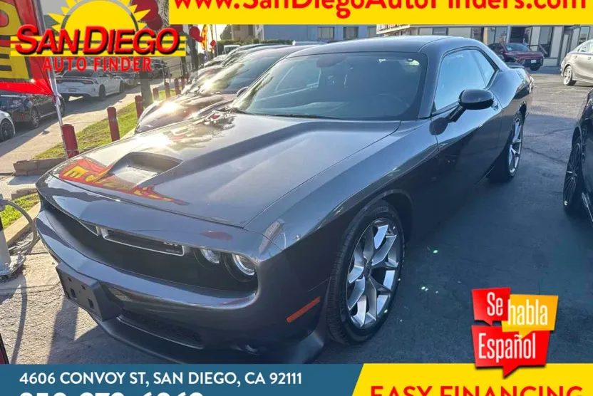 2023 Dodge Challenger GT photo 1