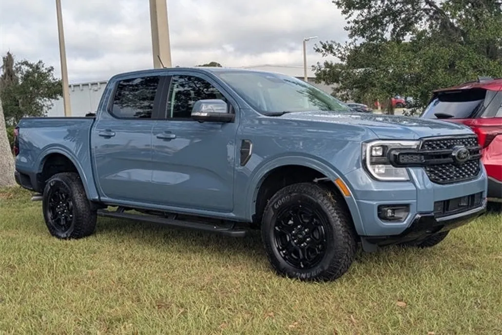2025 Ford Ranger Lariat photo 1