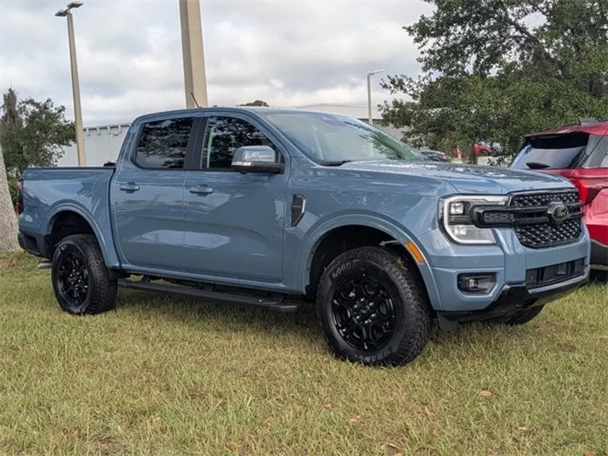 2025 Ford Ranger Lariat photo 1