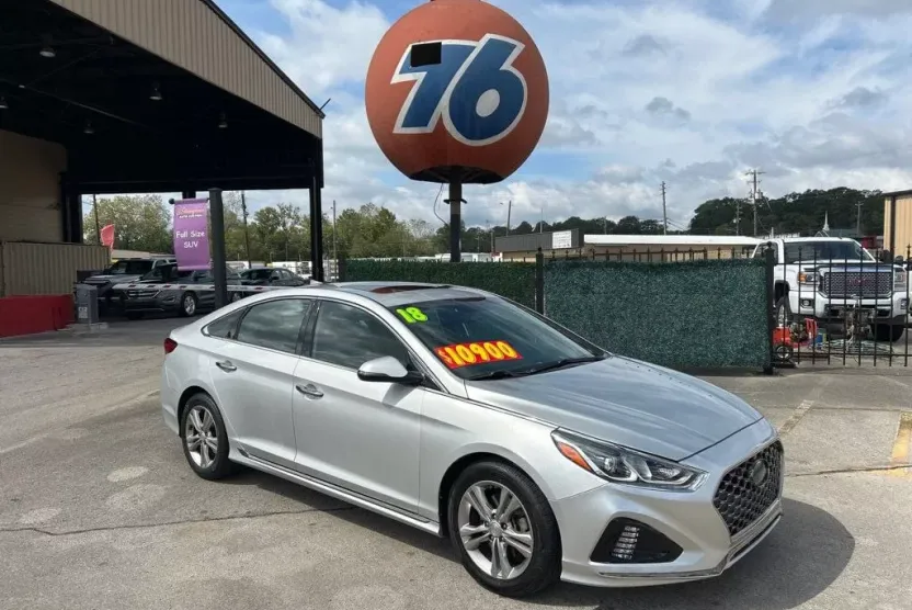 2018 Hyundai Sonata Sport photo 1