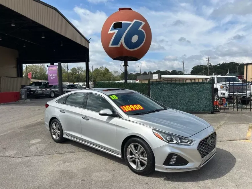 2018 Hyundai Sonata Sport photo 1