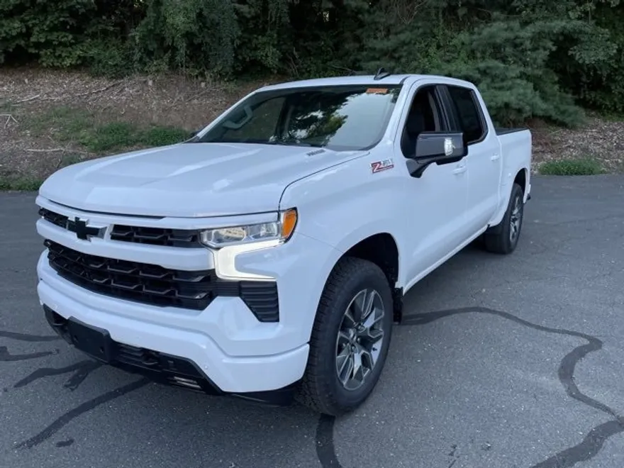 2025 Chevrolet Silverado 1500 RST photo 1