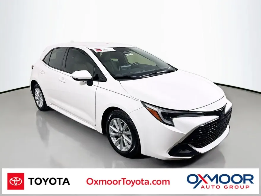 2023 Toyota Corolla SE photo 1
