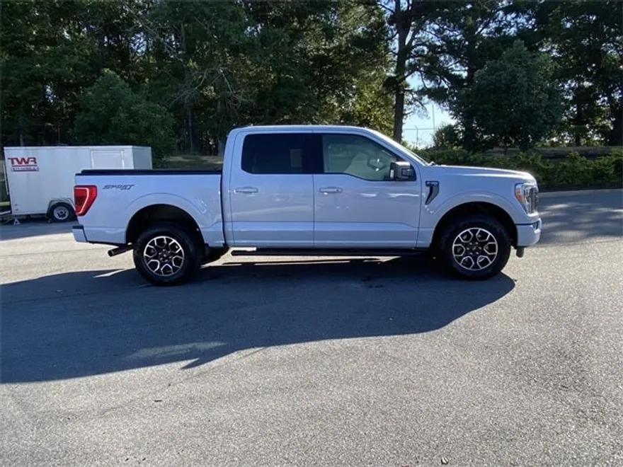2022 Ford F-150 XLT photo 1