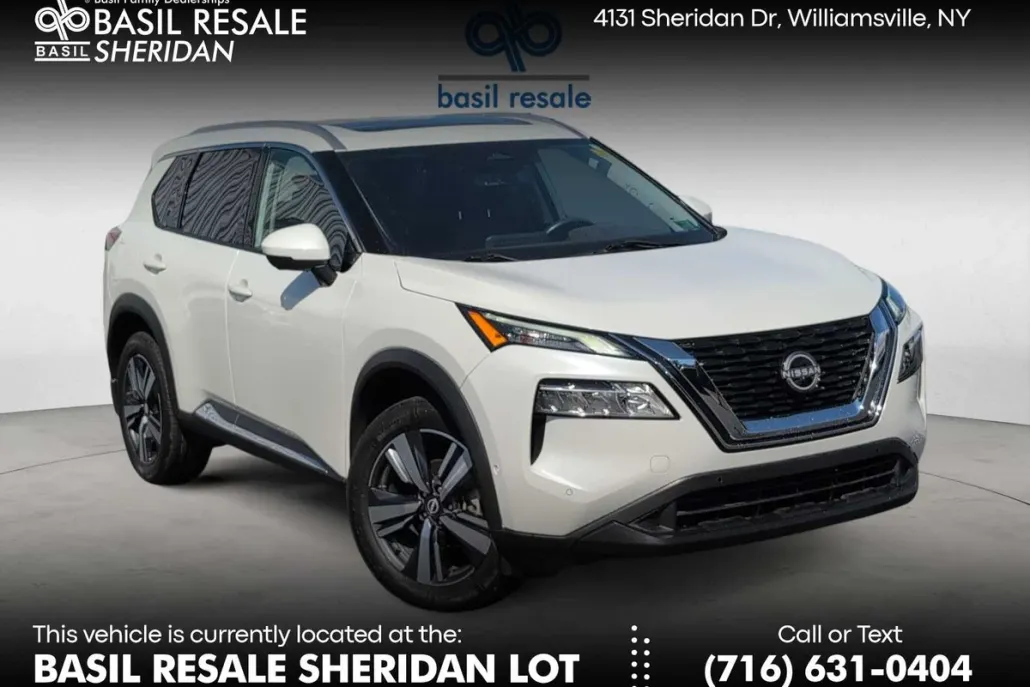 2023 Nissan Rogue SL photo 1