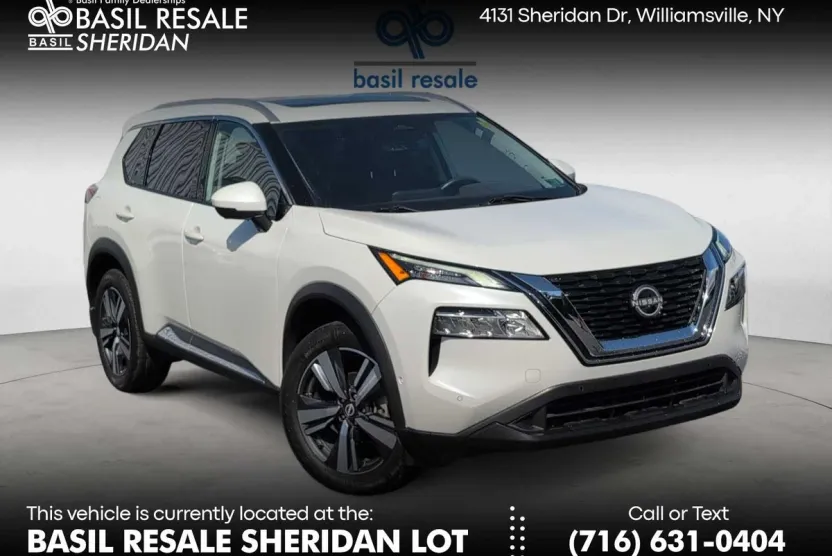 2023 Nissan Rogue SL photo 1
