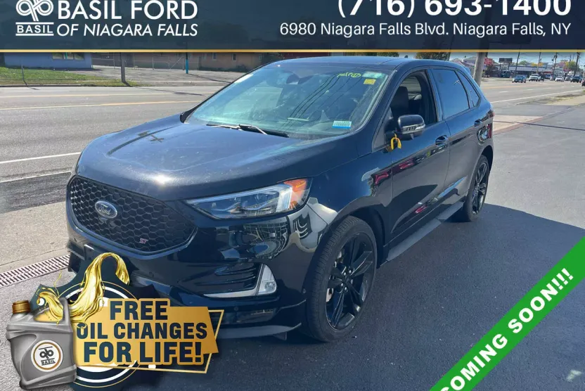 2021 Ford Edge ST photo 1
