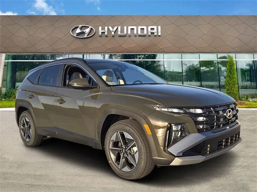 2025 Hyundai Tucson SEL photo 1