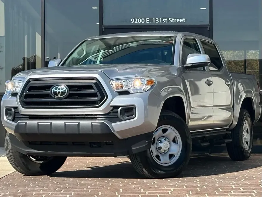 2020 Toyota Tacoma SR V6 photo 1