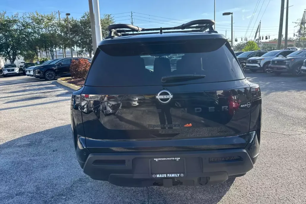 2024 Nissan Pathfinder Rock Creek photo 1