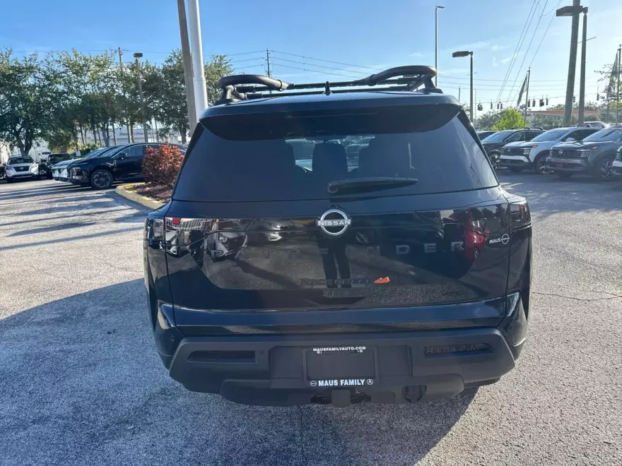 2024 Nissan Pathfinder Rock Creek photo 1