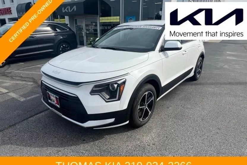 2025 Kia Niro LX photo 1