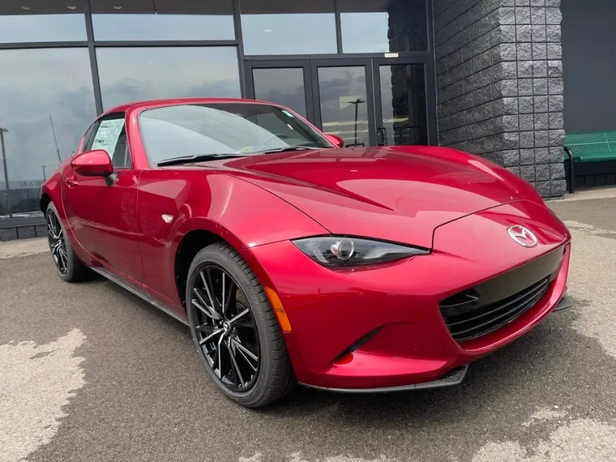 2025 Mazda MX-5 Miata Miata RF Grand Touring photo 1