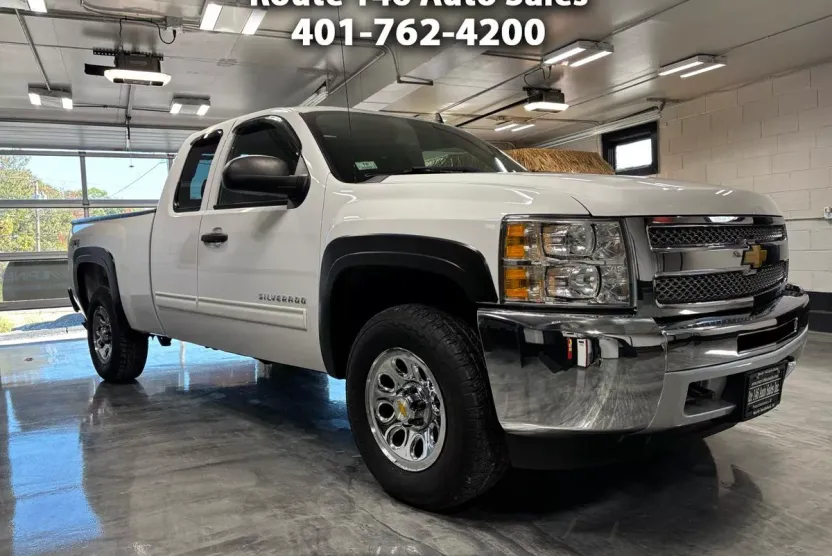 2013 Chevrolet Silverado 1500 LT photo 1