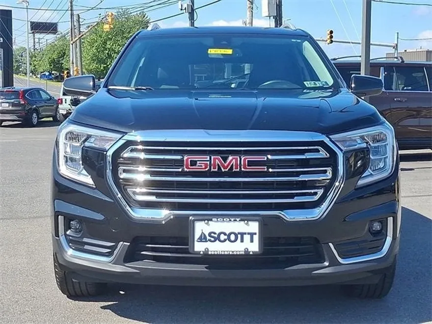 2024 Gmc Terrain SLT photo 1