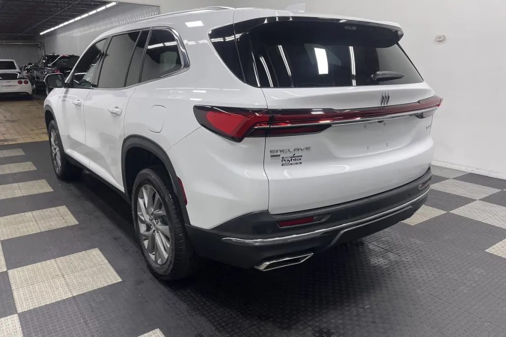 2026 Buick Enclave Preferred photo 1