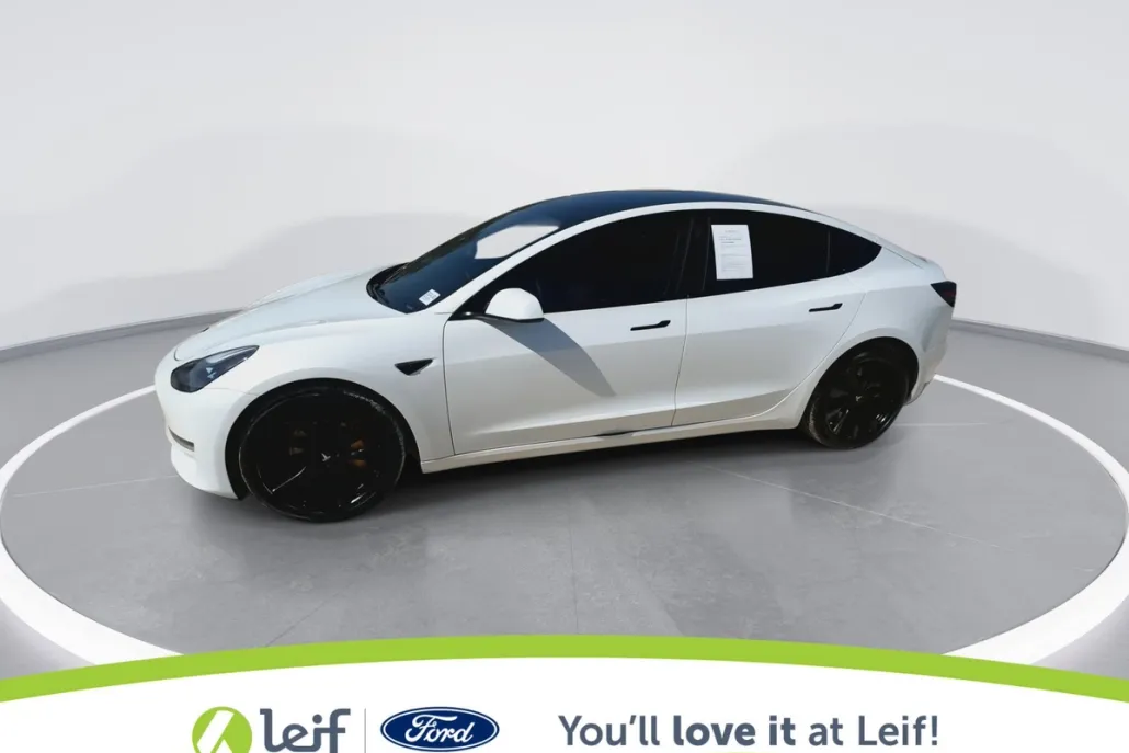 2021 Tesla Model 3 Long Range photo 1