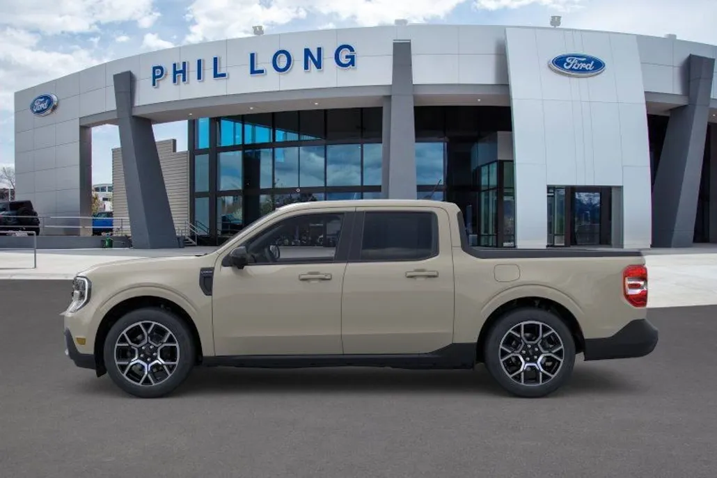 2025 Ford Maverick Lariat photo 1