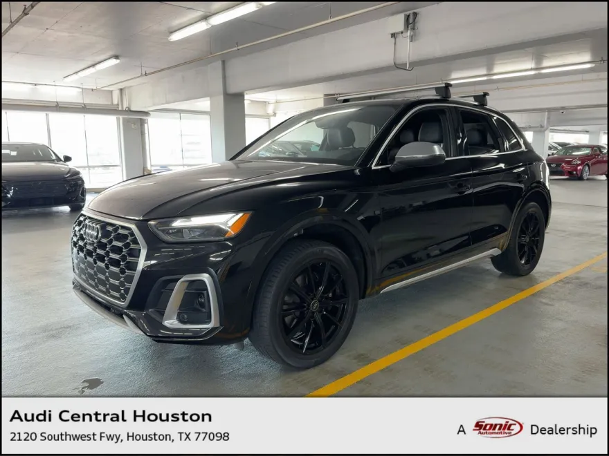 2022 Audi SQ5 Premium Plus photo 1